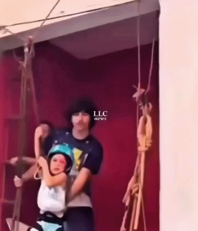 uploaded_6a1a13658323a4.20344753.gif