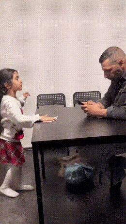 uploaded_6a39a64bd86399.06497300.gif