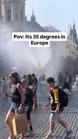 uploaded_6a3d98e884c453.94872546.gif