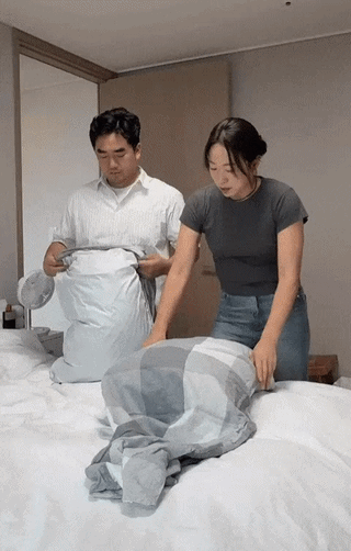 uploaded_6a3d9935d3cb04.63970315.gif