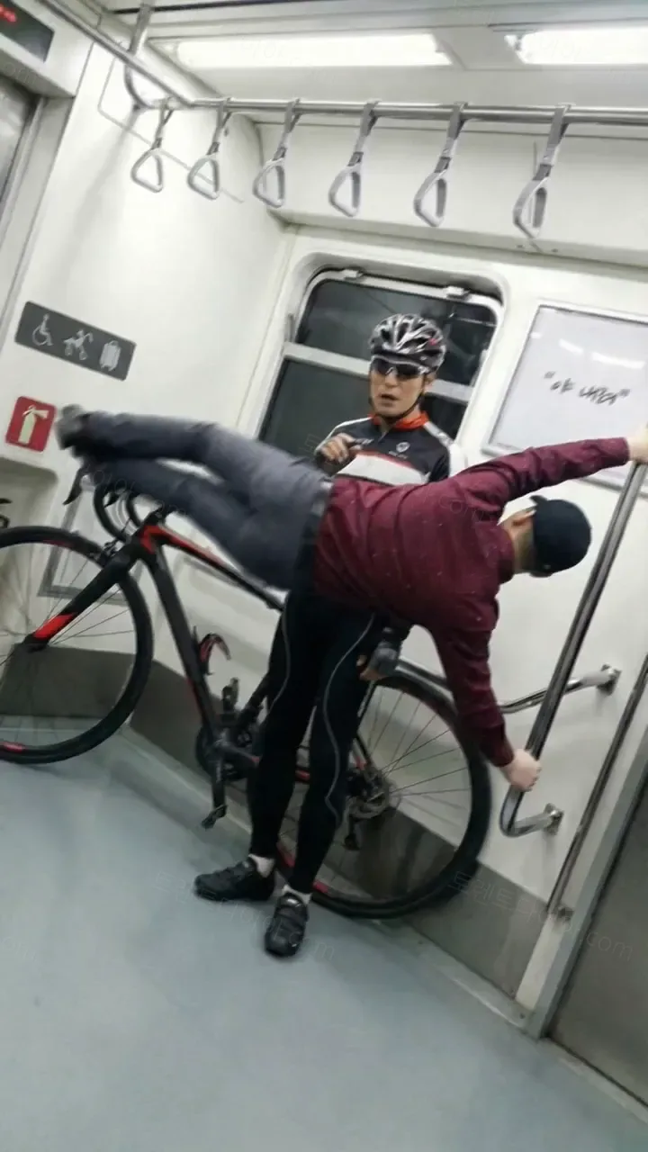 uploaded_6a5f8cd7aeadc9.31017527.webp