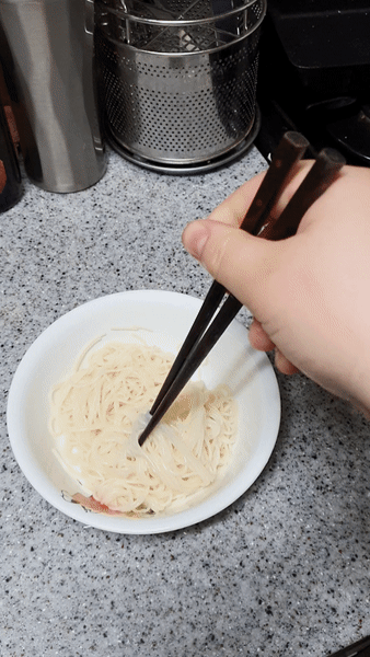 uploaded_6a65137245e525.27550328.gif