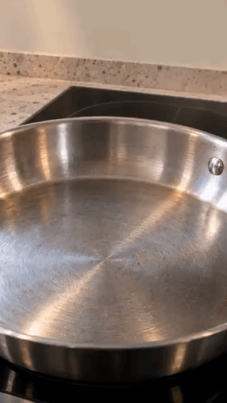 uploaded_6ae11a28d88ad4.94539446.gif