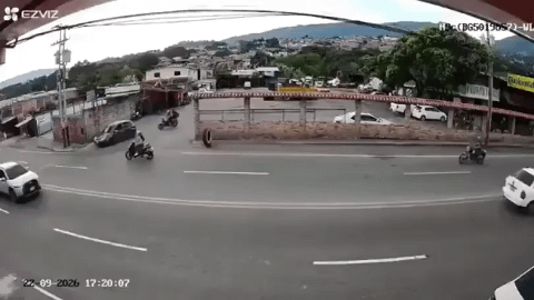 uploaded_6ae51abe2e5353.60125019.gif