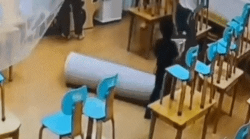 uploaded_6a16410ab6f7e2.58616800.gif